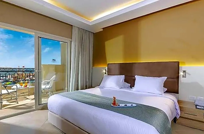 酒店 Titanic Royal 洪加達